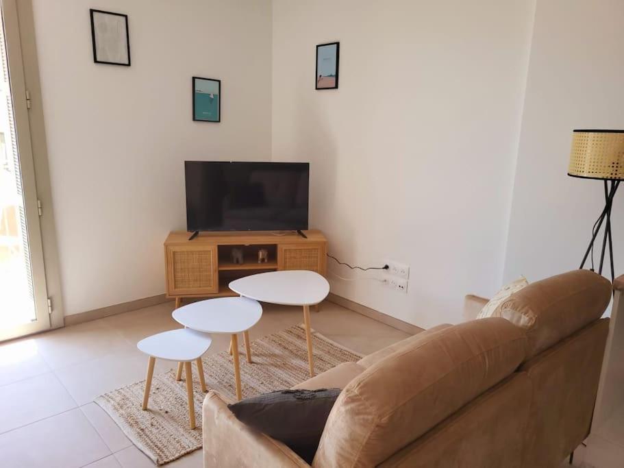 דירות Citadella Cosy Confort Climatise Calvi Centre מראה חיצוני תמונה